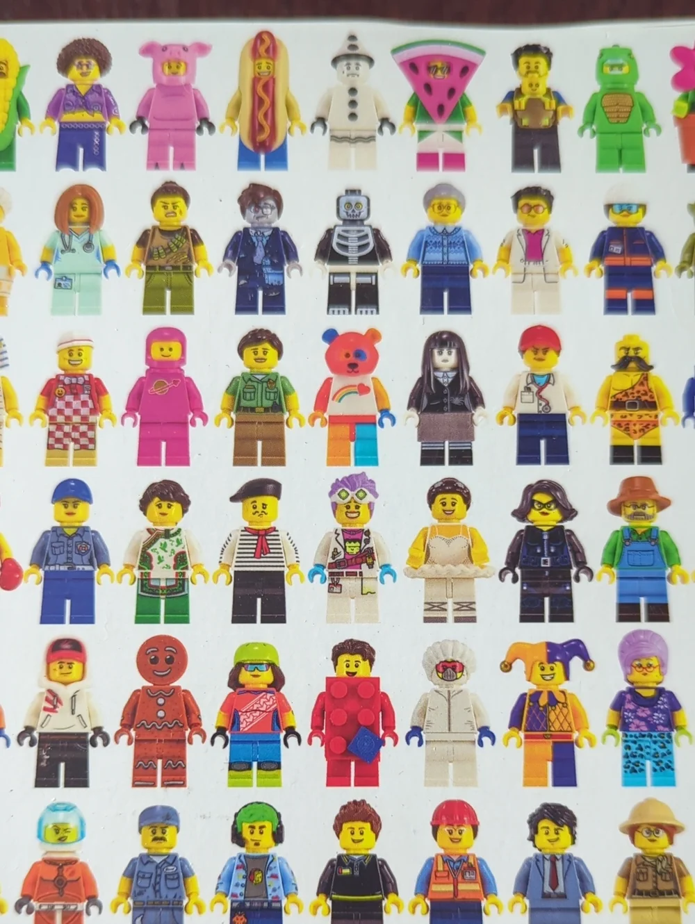 LEGO Minifigure 1000 Piece Puzzle Never Opened